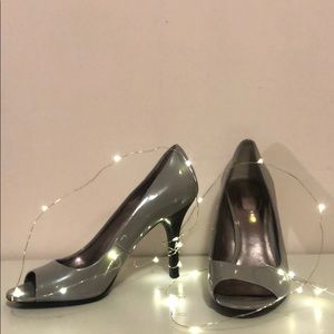 Calvin Klein grey peekaboo pump heels sz 8.5m💕